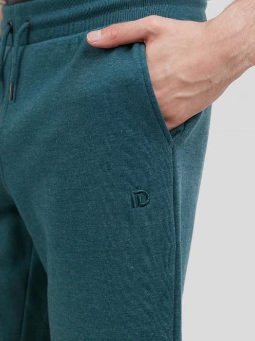 pantaloni scurti de trening pt. barbati Fundango Delon Sweatshorts verde 5