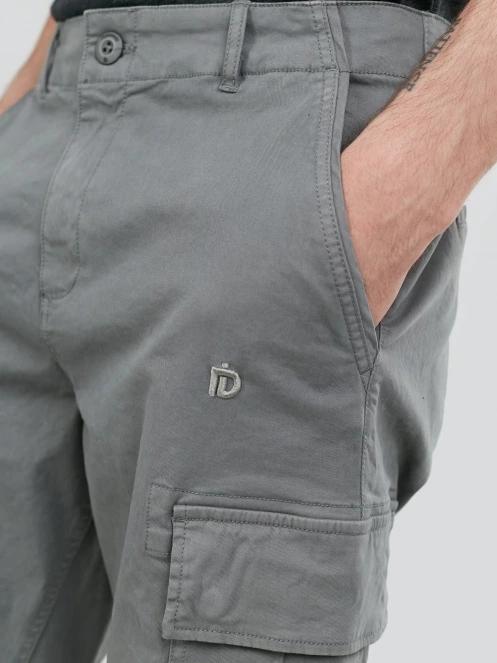 pantaloni scurti cu buzunare laterale pt. barbati Fundango Zack Cargo Shorts oliv 5