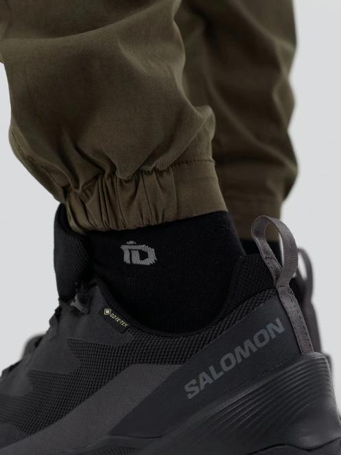 pantaloni de sport pt. barbati Fundango Python Climbing Pants oliv 8