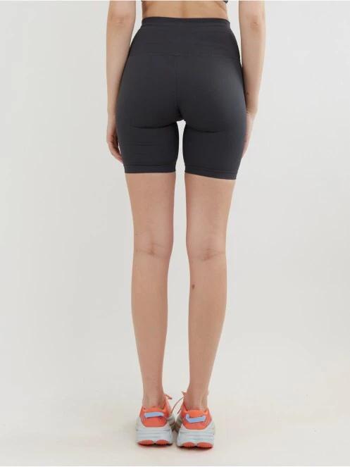 pantaloni scurti pentru sport pt. femei Fundango Estel Shorts negru 3