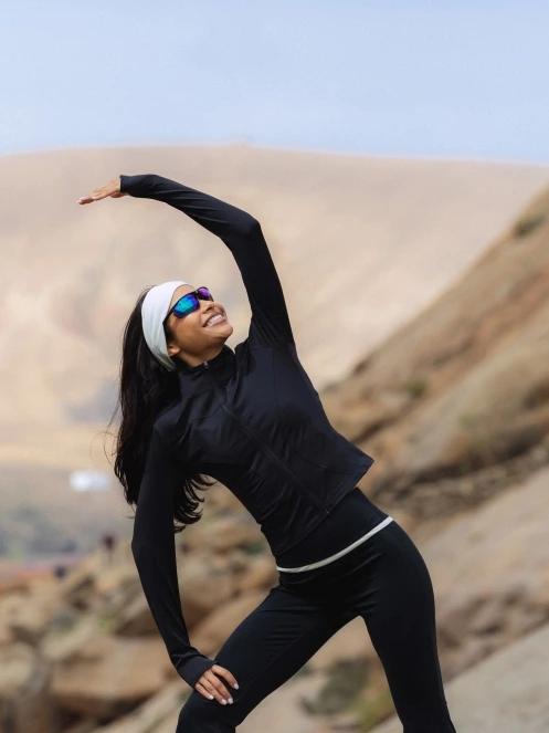 tricou cu maneci lungi, pentru sport pt. femei Fundango Flop Zip Up Top negru 10