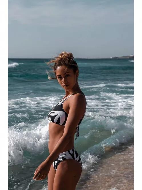 sutien bikini pt. femei Fundango Hogg High Neck Top negru 6
