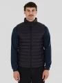vesta pt. barbati Fundango Flint Padded Vest negru 1